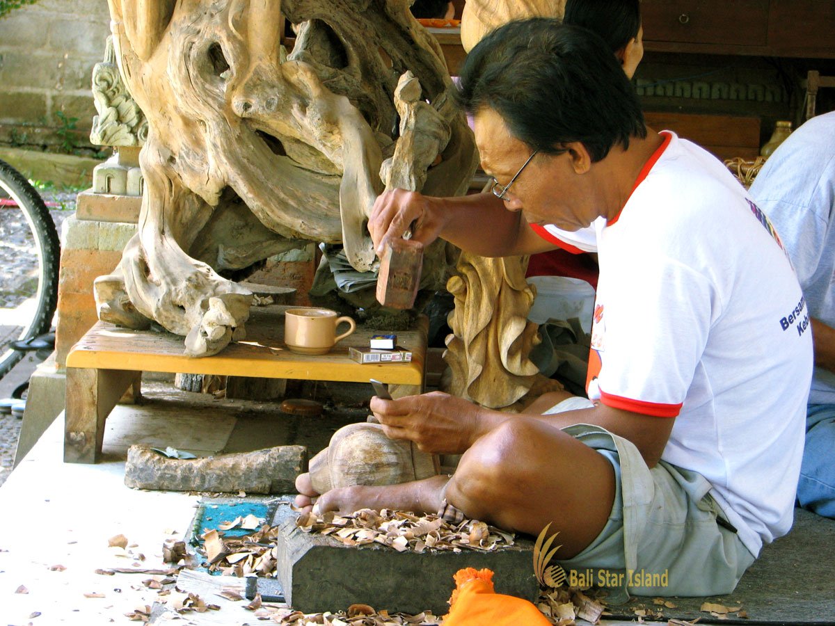 Mas Village Bali Wood Carving Center